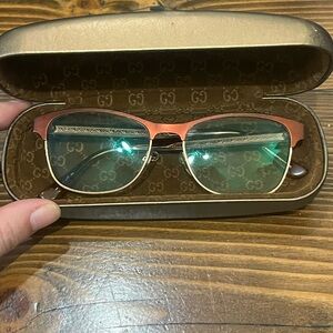 Gucci eye glasses